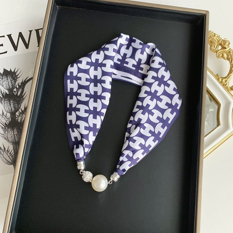 2025 New Magnetic Buckle Silk Scarf Women's Necklace Lazy Summer Pearl Neck Protector Collarbone Scarf Long Headscarf Wholesale